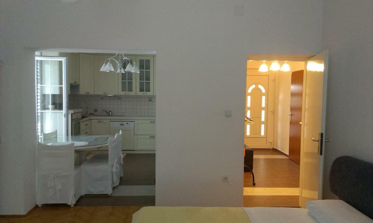 Apartmani Piculo Primošten Buitenkant foto